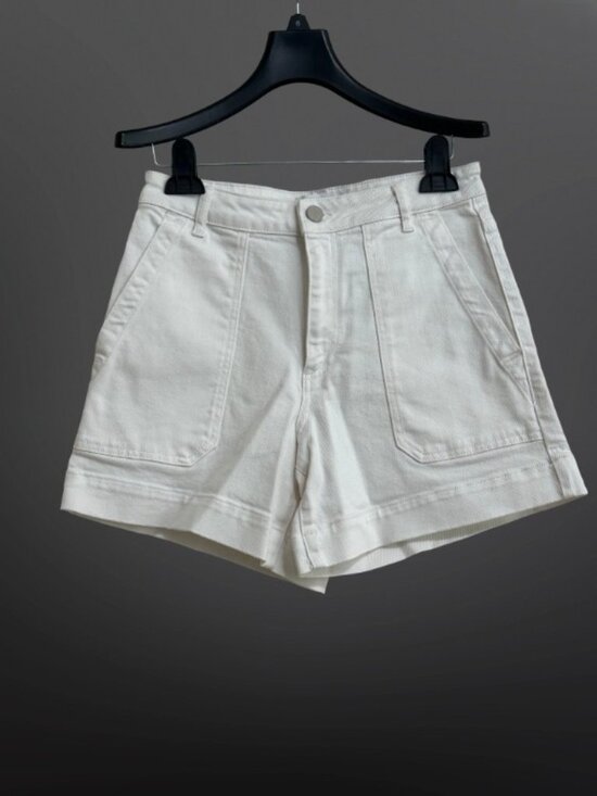 The White Company Pants - THE WHITE COMPANY NWOT Premium White High Rise Shorts US 6 UK 10